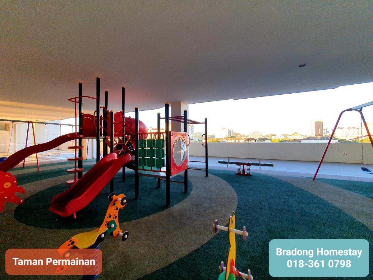Bradong Homestay - Musllm Only, 3 Queen Bedrooms, Seaview, Infinity Pool, Gym, Near Drawbridge & Ktcc Mall Kuala Terengganu Eksteriør bilde